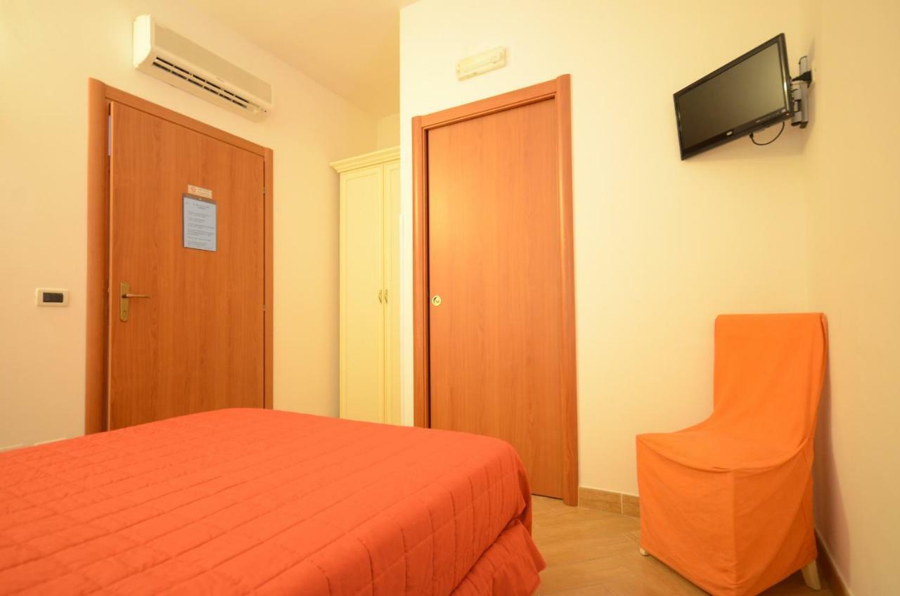 Il Piccolo Nido Bed & Breakfast Borgo Montenero Exterior photo