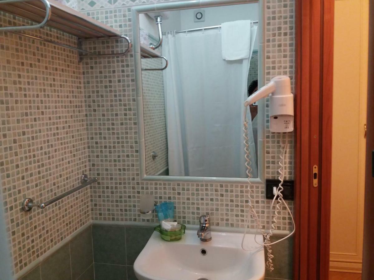 Il Piccolo Nido Bed & Breakfast Borgo Montenero Exterior photo